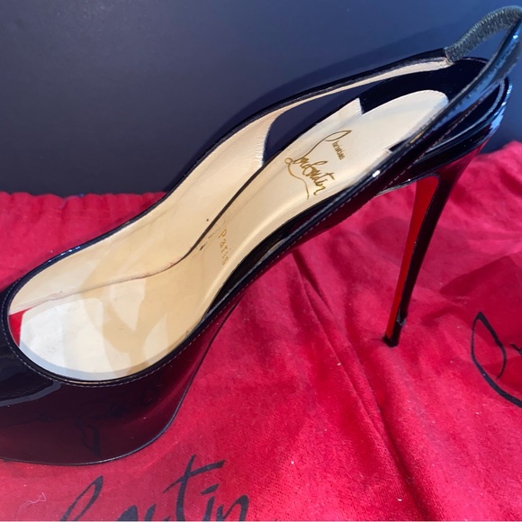 Christian Louboutin patent leather heels - Picture 10 of 14